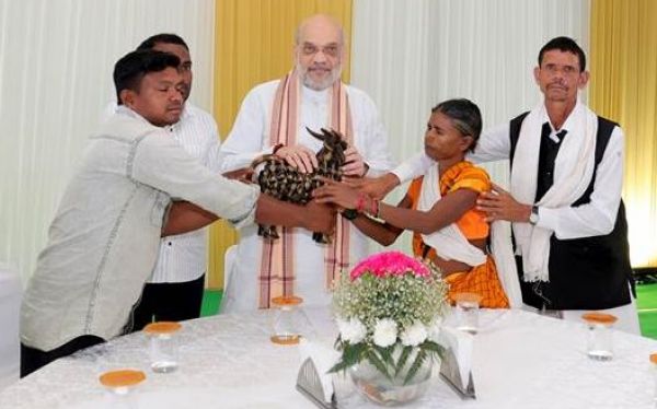 छत्तीसगढ़ के नक्सल पीड़ित परिवारों से केंद्रीय गृहमंत्री ने किया संवाद