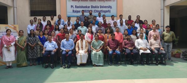  भारतीय ज्ञान परंपरा में दक्षता निर्माण पर कार्यशाला का आज तृतीय दिवस 