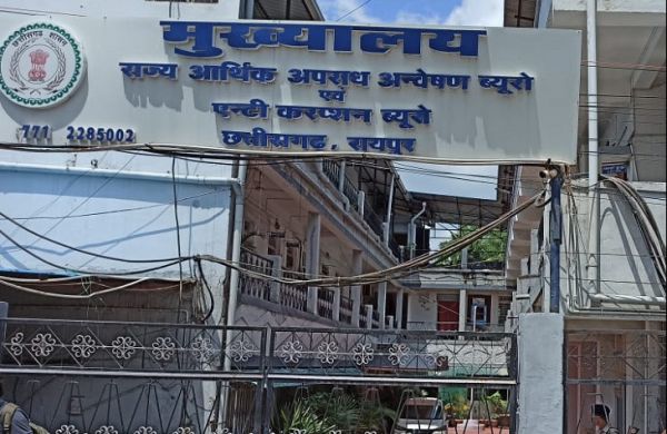 एसीबी की बड़ी कार्रवाई, 15 हजार रूपए की रिश्वत लेते प्रभारी तहसीलदार गिरफ्तार