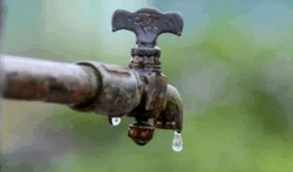 मेन पाइपलाइन लीकेज के कारण मंगलवार शाम आधे शहर में नहीं होगी जलापूर्ति