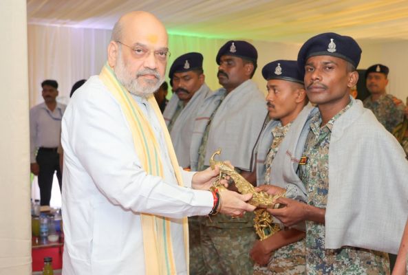 &lsquo;ऑपरेशन ब्लैक फॉरेस्ट&rsquo; के हीरोज को केंद्रीय गृहमंत्री ने किया सम्मानित