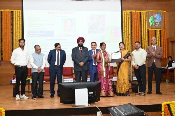 छत्तीसगढ़ की प्रगतिशील महिला किसान लेकेश जैन को मिला राष्ट्रीय स्तर पर &lsquo;सर्वश्रेष्ठ किसान पुरस्कार