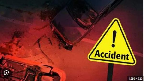 तेज रफ्तार कार ने बाइक सवार दो युवकों को कुचला, दोनों की मौके पर मौत