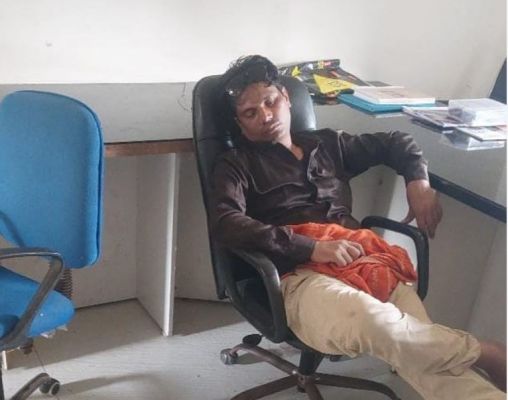  शराब पीकर पहुंच गये दफ्तर मचा बवाल, अब जिला पंचायत CEO ने किया सस्पेंड