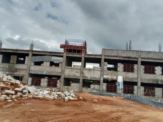 मुख्यमंत्री के निर्देश पर फरसाबहार में बन रहा है सर्वसुविधायुक्त एकलव्य आदर्श आवासीय विद्यालय भवन