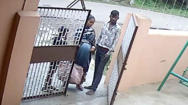 भीख मांगने के बहाने चोरी, भिलाई टाउनशिप में घटी घटना सीसीटीवी में हुई कैद&hellip;