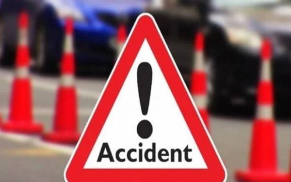 तेज रफ्तार स्कार्पियो पेड़ से टकराई, 3 लोगों की मौत, 10 से ज्यादा घायल