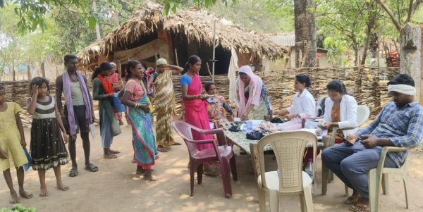 बस्तर में स्वास्थ्य अभियान ने पकड़ी रफ्तार, दूरस्थ अंचलों तक बढ़ा भरोसा