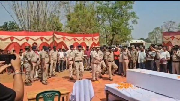मिट्टी ने अपने लाल को दी विदाई: वीर जवान कृष्ण कुमार कोमरा पंचतत्व में विलीन