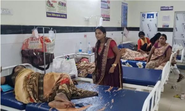 गुपचुप खाने के बाद हाहाकार! 23 लोग हॉस्पिटल में भर्ती