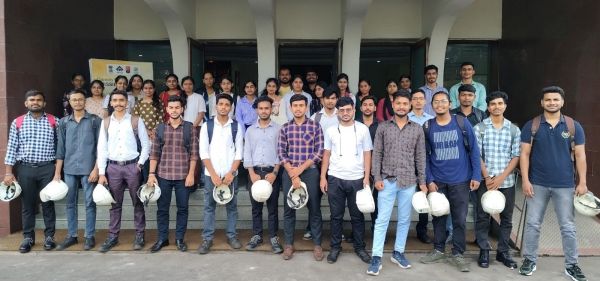 प्रधानमंत्री इंटर्नशिप योजना के तहत भिलाई इस्पात संयंत्र में 40 प्रशिक्षुओं का औद्योगिक प्रशिक्षण शुरू