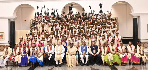 बस्तर आज शांति, विकास और समृद्धि की नई दिशा में आगे बढ़ रहा है : राष्ट्रपति मुर्मु