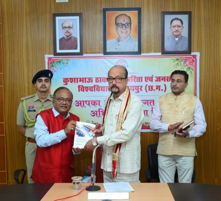पत्रकारिता में सत्य, तथ्य और जनहित सर्वाेच्च प्राथमिकता होः राज्यपाल डेका