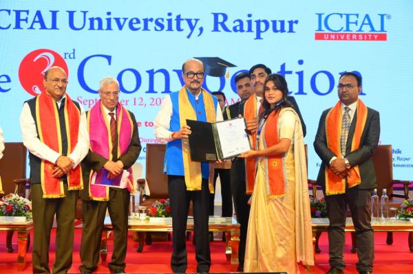 डिजिटल एडिक्शन आज किसी भी अन्य एडिक्शन से अधिक खतरनाक - राज्यपाल डेका
