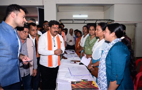 बस्तर में उम्मीदों की नई उड़ान, दिव्यांगजनों को कृत्रिम अंग एवं सहायक उपकरण प्रदाय हेतु वृहद शिविर का आयोजन