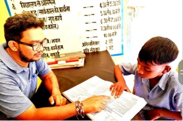 छात्रावास सुविधा से छात्र की पढ़ाई हुई आसान प्रसाशनि व्यवस्था से पढ़ाई पर ध्यान देना हुआ आसान&hellip;