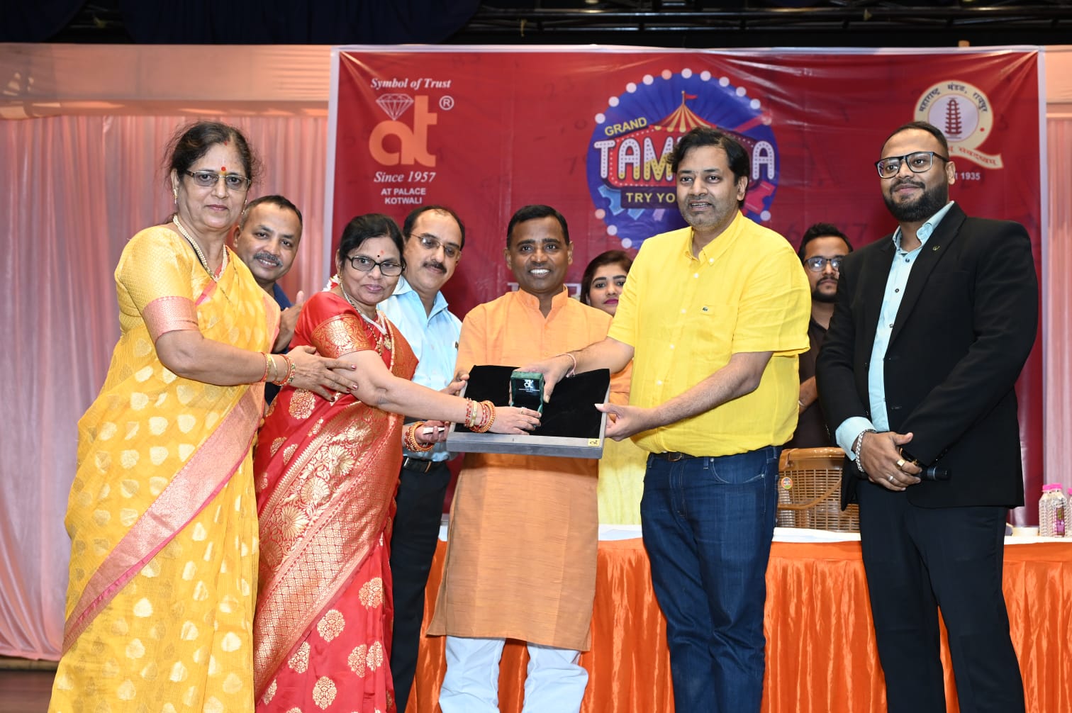तंबोला में सुचिता देशपांडे रहीं डायमंड रिंग विनर, महाराष्ट्र मंडल और अनोपचंद तिलोकचंद ज्वेलर्स का भव्य आयोजन
