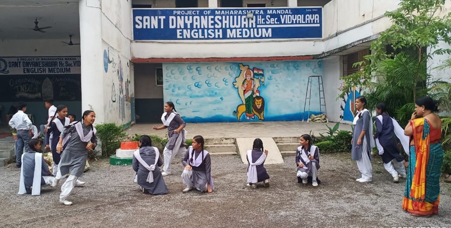 संत ज्ञानेश्वर स्कूल के बच्चे भी... खेल रहे छत्तीसगढ़िया ओलम्पिक के खेल... पूरे जोश के साथ लिया हिस्सा