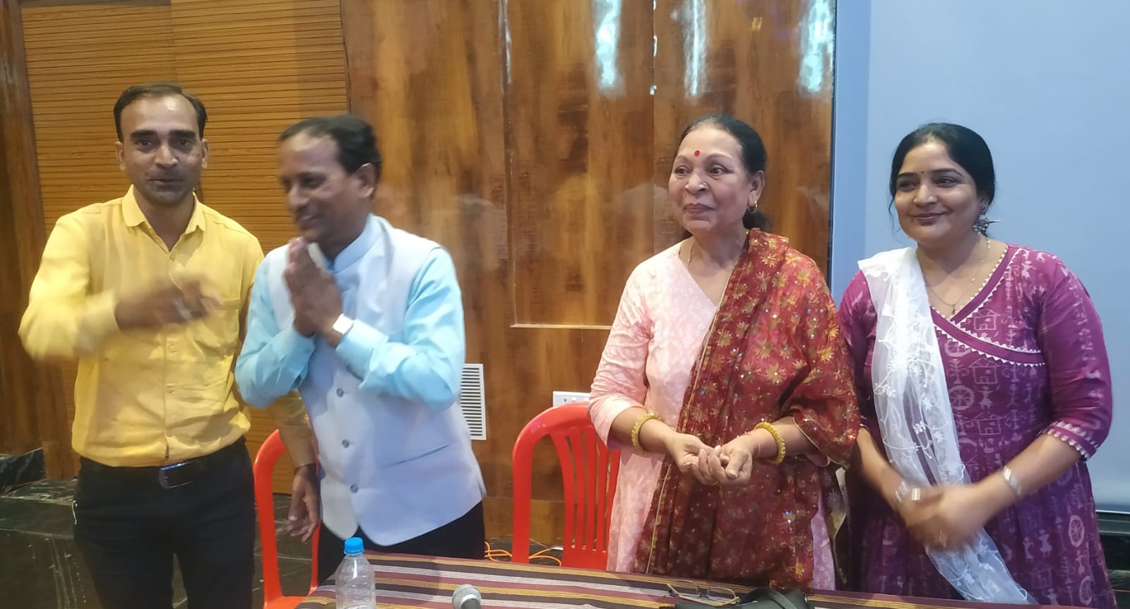 महाराष्ट्र मंडल अंताक्षरी प्रतियोगिता में... यादव समाज के सिर बंधा जीत का सेहरा... तीन दर्शकों ने जीते गोल्ड क्वाइन