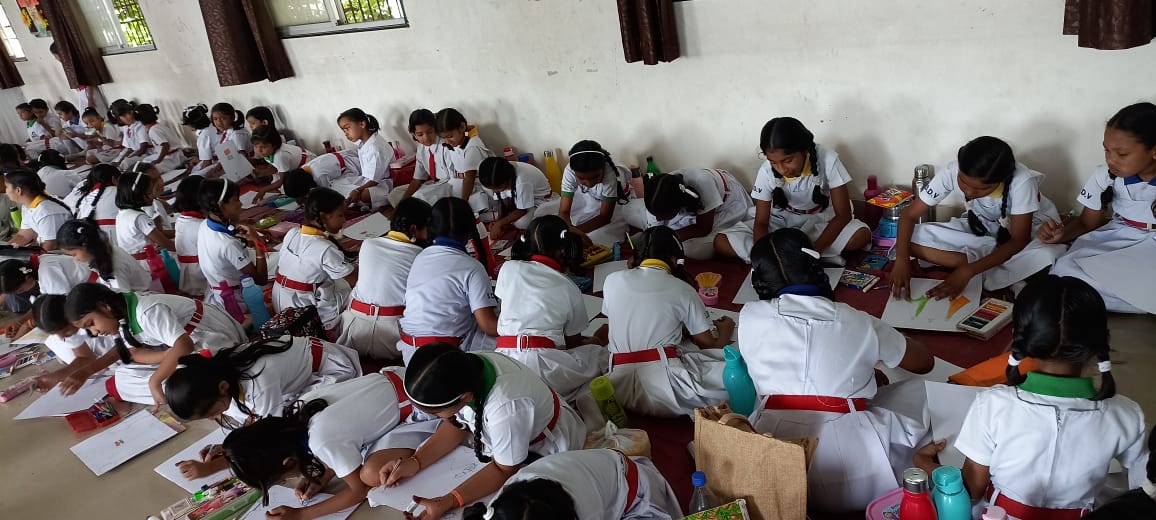 संत ज्ञानेश्वर स्कूल के बच्चों ने खेला माइंड गेम, छोटे बच्चों ने पेटिंग में दिखाया जलवा