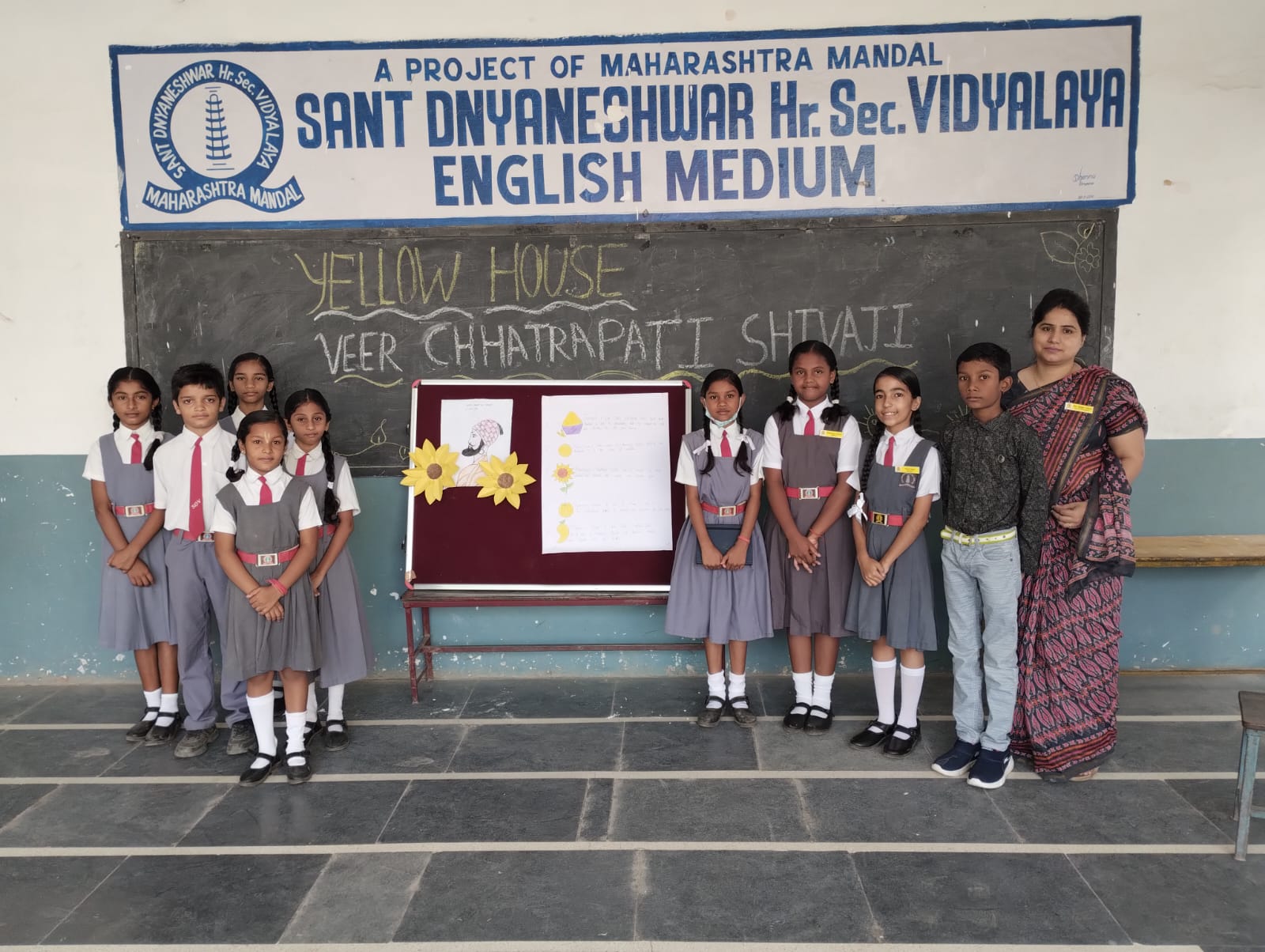 बच्चों ने जाना रंगों का महत्व...  येलो हाउस के बच्चों ने की पीले रंग की व्याख्या...