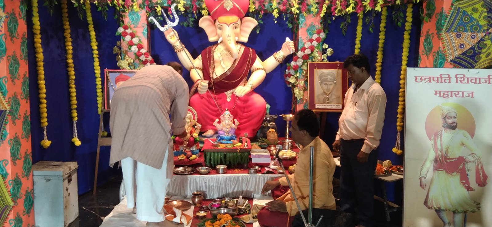 मंडळ में स्थापित हुए श्रीगणेश, आज शाम होगी सुगम संगीत स्पर्धा... जानें किस दिन होगा कौन सा कार्यक्रम