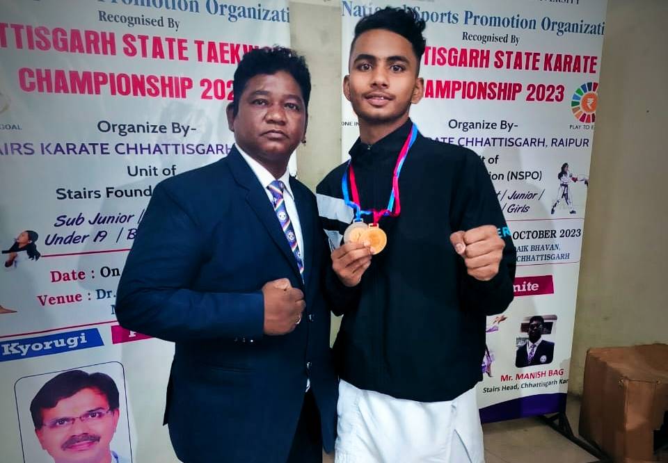 कराते स्पर्धा में योगेश ने जीता गोल्ड मेडल, फाइट में मिला सिल्वर