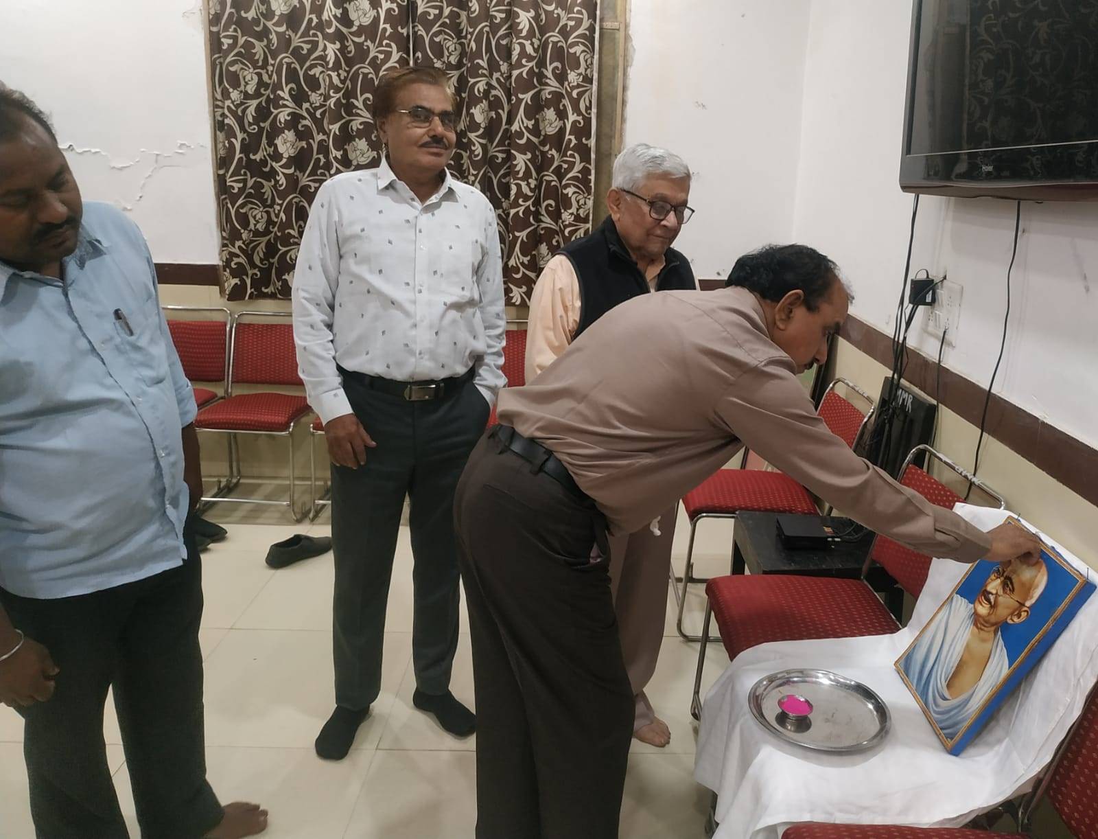 शहीद दिवस पर देश के बलिदानियों का महाराष्ट्र मंडल में पुण्य स्मरण