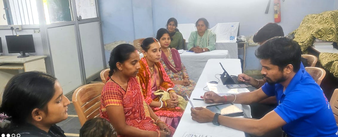महाराष्ट्र मंडल के एसडीवी में सार्थक रहा शिशु आधार पंजीयन शिविर... 