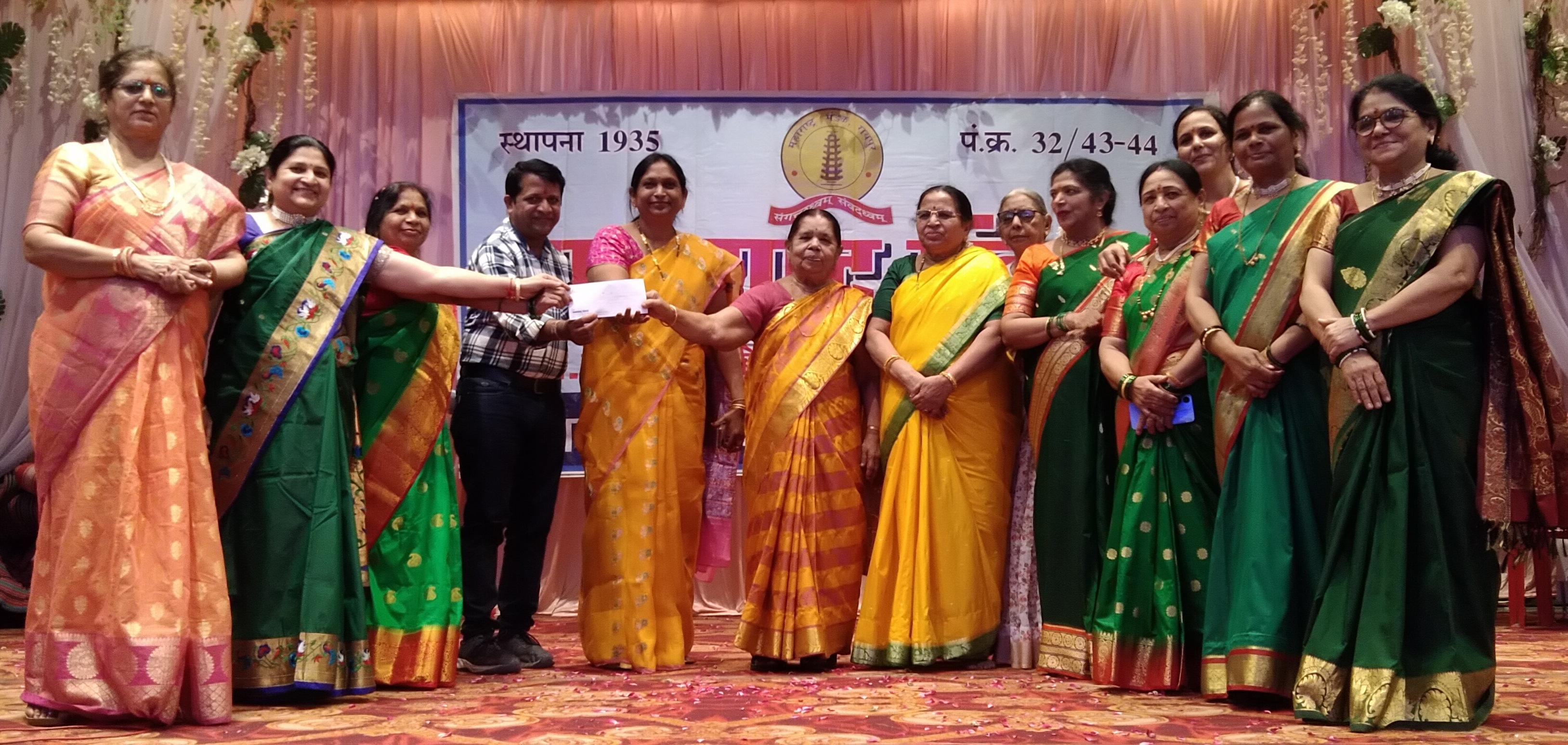 महाराष्ट्र मंडल में हुआ शानदार कार्यक्रम.... चैत्रगौरी भजन स्पर्धा में बुढ़ापारा केंद्र ने मारी बाजी