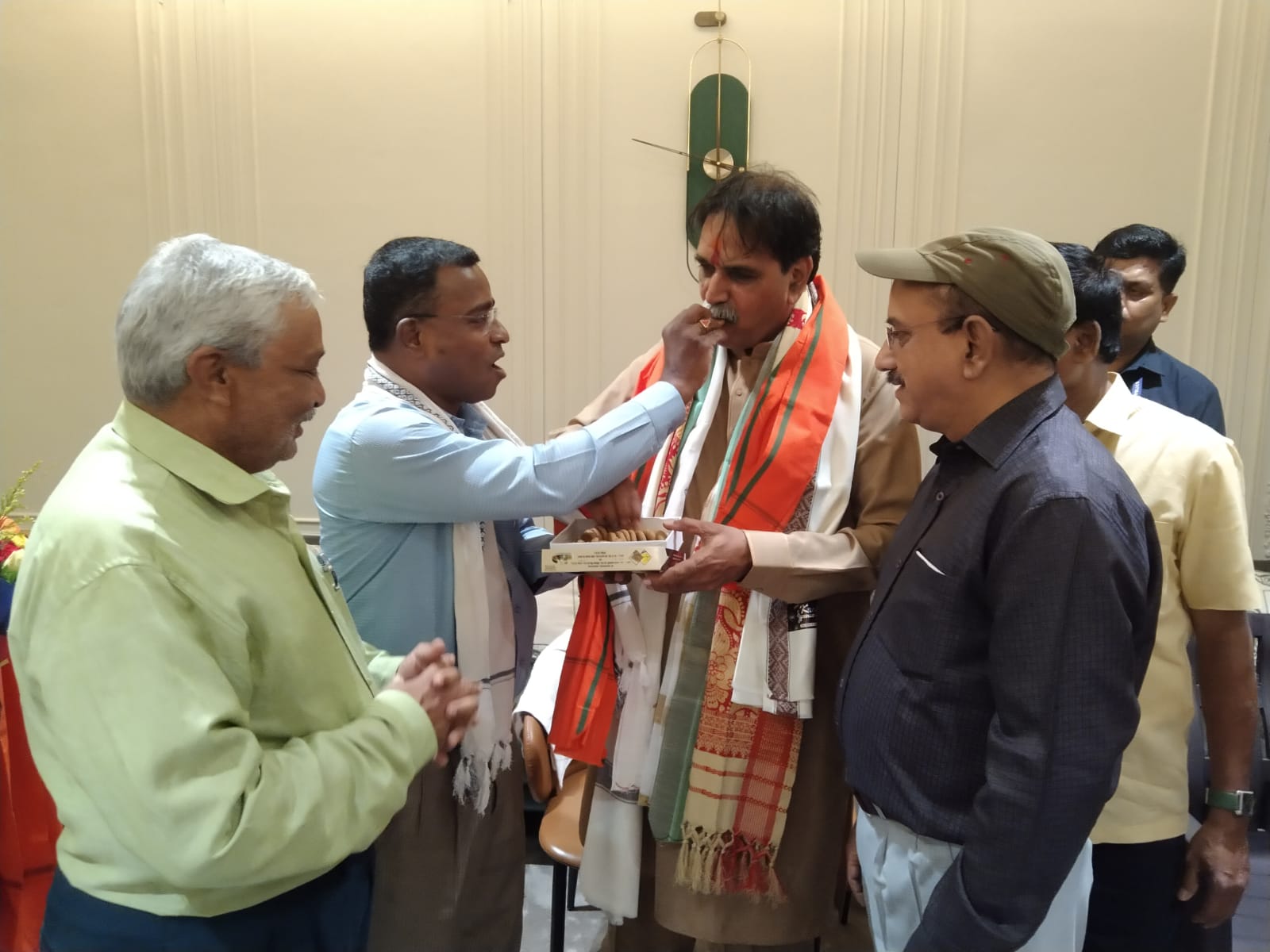  राजेश मूणत को जन्मदिन पर महाराष्ट्र मंडल ने दी बधाई