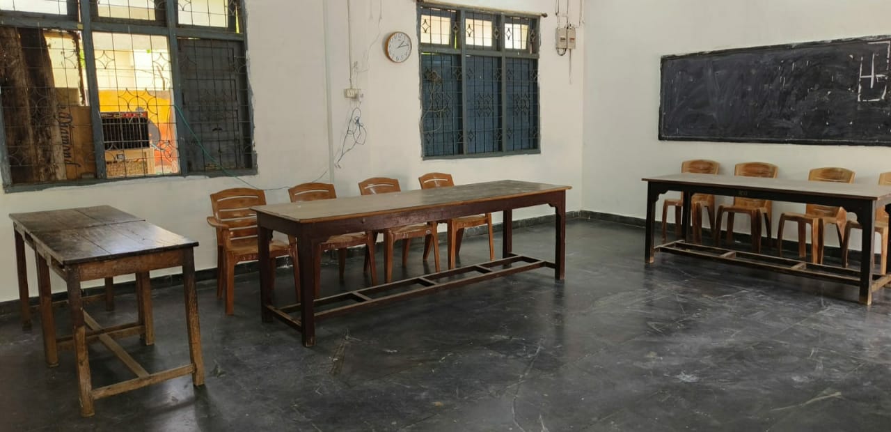  संत ज्ञानेश्वर स्कूल में सर्व सुविधायुक्त पिंक मतदान केंद्र की तैयारी पूरी, जिला निर्वाचन अधिकारी के निर्देशों का किया जा रहा पालन