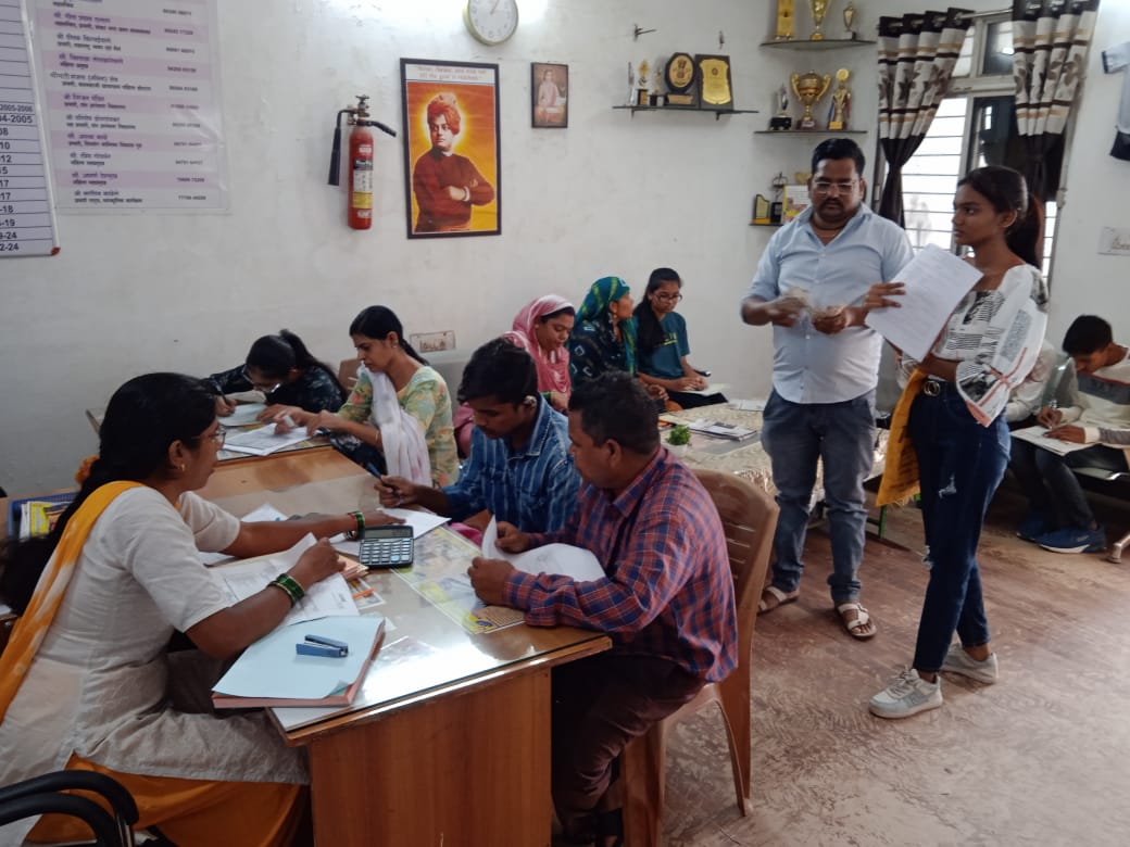 कामर्स के छात्रों के लिए संत ज्ञानेश्वर स्कूल बना पहली पसंद, अन्य विषयों से ज्यादा बच्चों ने लिया प्रवेश