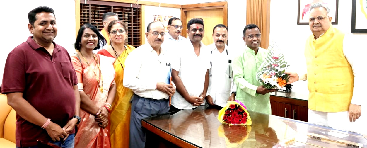 विधानसभाध्यक्ष को पसंद आया सर्व संगठन मंडल का ड्राफ्ट,  महाराष्ट्र मंडल के पदाधिकारियों ने डॉ. रमन सिंह से की विस्तृत चर्चा