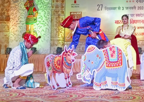  स्वदेशी मेले में दिखा अहिल्या बाई को &lsquo;स्व देश&rsquo; प्रेम.. बच्चों ने किया जीवंत