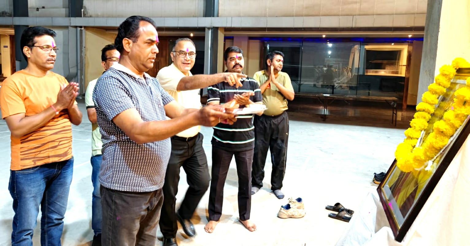  महाराष्ट्र मंडल में रंगपंचमी की मस्ती के बीच शिवाजी महाराज की महाआरती में दिखा जोश