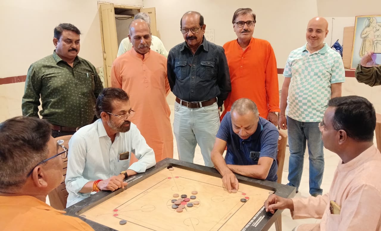  बैडमिंटन के बेहतरीन शाॅट के साथ महाराष्ट्र मंडल के स्पोर्ट्स क्लब का शुभारंभ