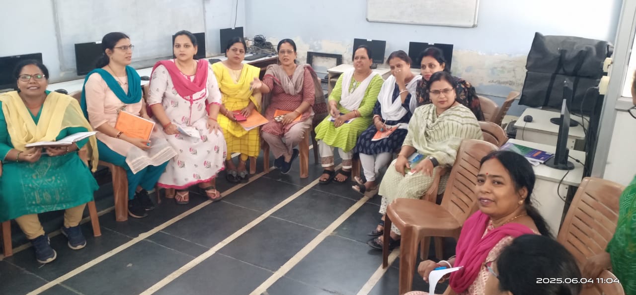 संत ज्ञानेश्वर के शिक्षकों ने जाना विज्ञान, गणित और अकाउंट्स कैसे मदद करेगा रोबोटिक्स विज्ञान