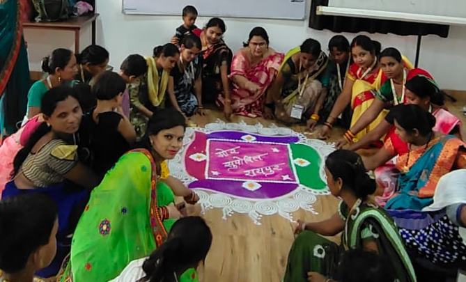 अनुपयोगी सामग्रियों का रचनात्मक प्रयोग... सजे घर के आंगन