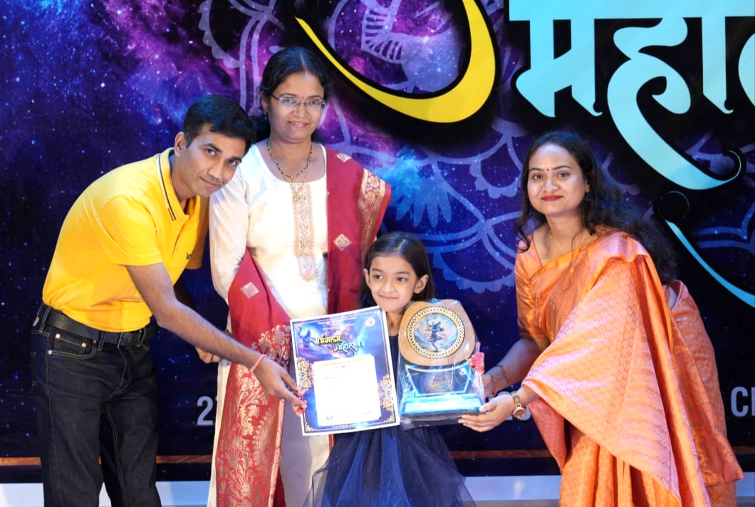  मंगलम महोत्&zwj;सव: सब जूनियर केटेगरी में कथक डांसकर ऐश्&zwj;वर्या जोशी बनीं विजेता