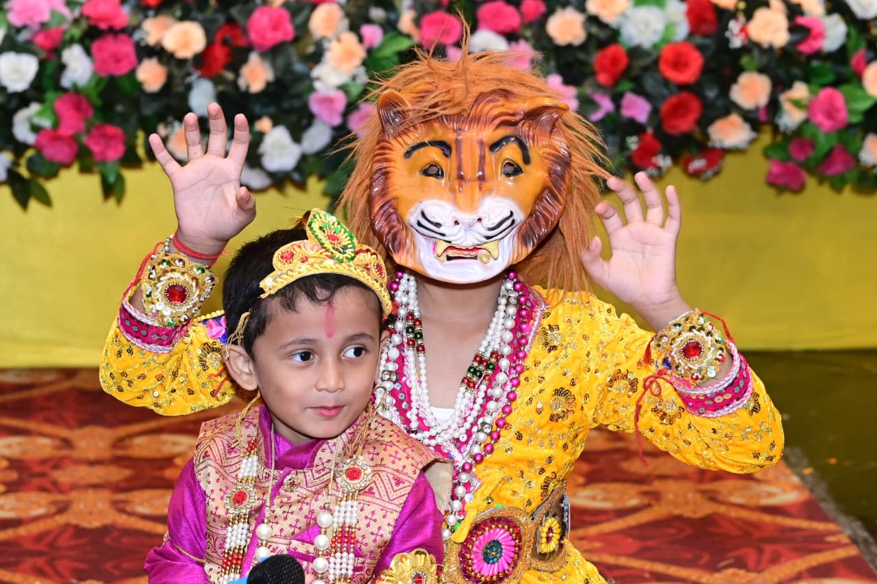  महाराष्&zwj;ट्र मंडल में जारी भागवत कथा में झांकियों की भी जमकर चर्चा