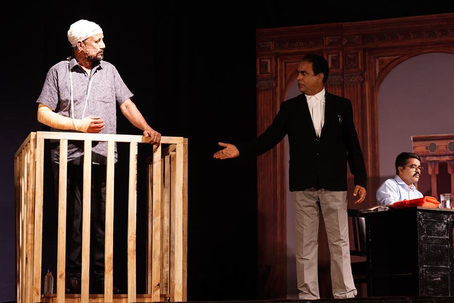  अनिकेत की भावनाओं के ज्&zwj;वार में बह गए रंगप्रेमी