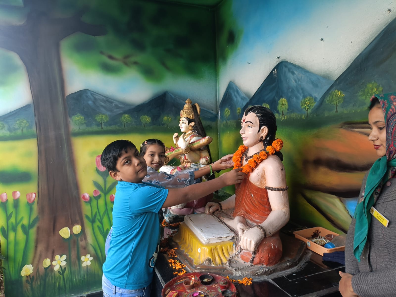 संत ज्ञानेश्वर विद्यालय के बच्चों ने मनाई संत ज्ञानेश्वर की पुण्यतिथि