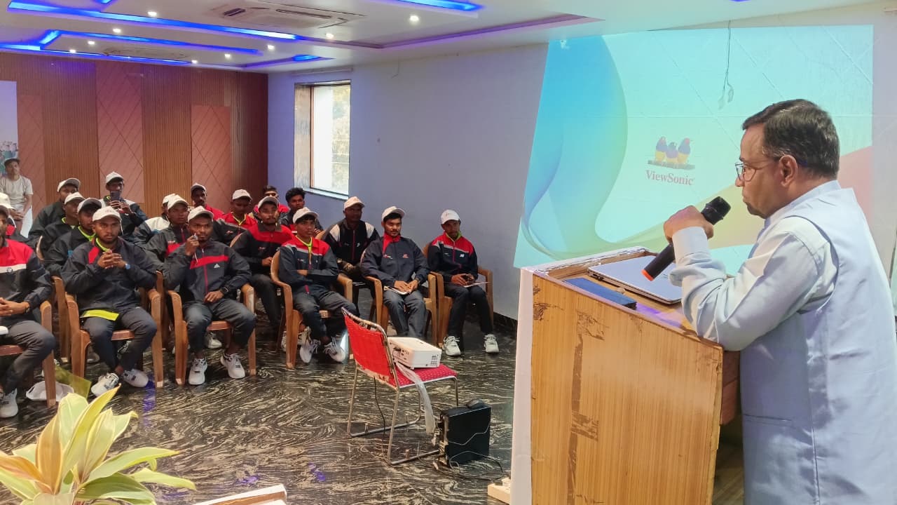 बस्तर से रायपुर की यात्रा के लिए प्लानिंग तो जीवन यात्रा के लिए क्यों नहीः काले