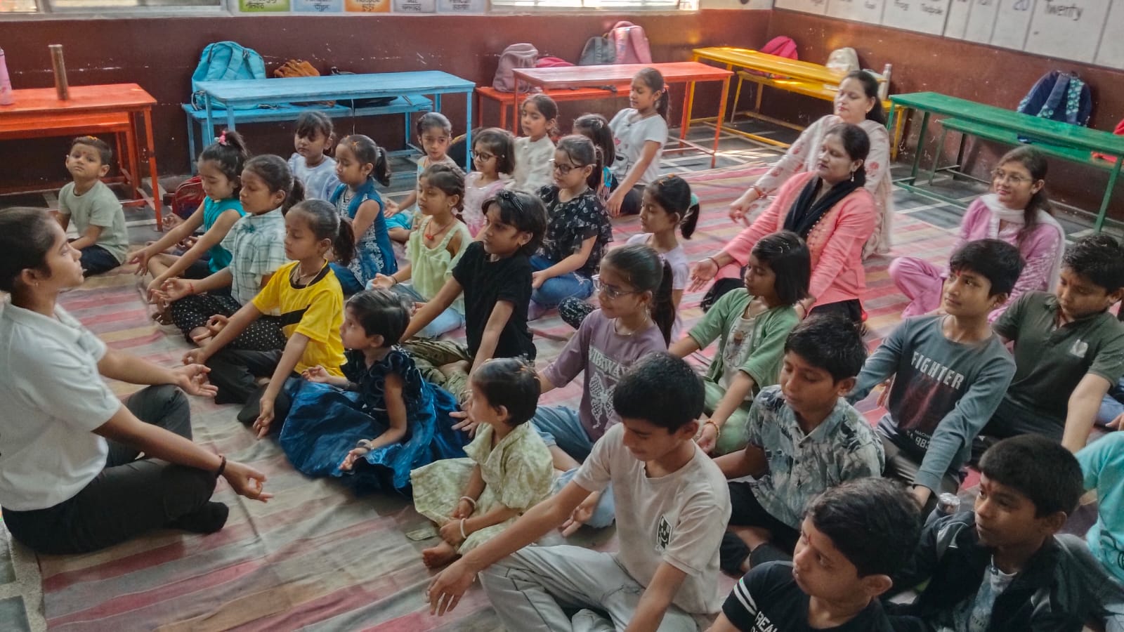 संत ज्ञानेश्वर विद्यालय के समर कैंप में फन विथ एजुकेशन