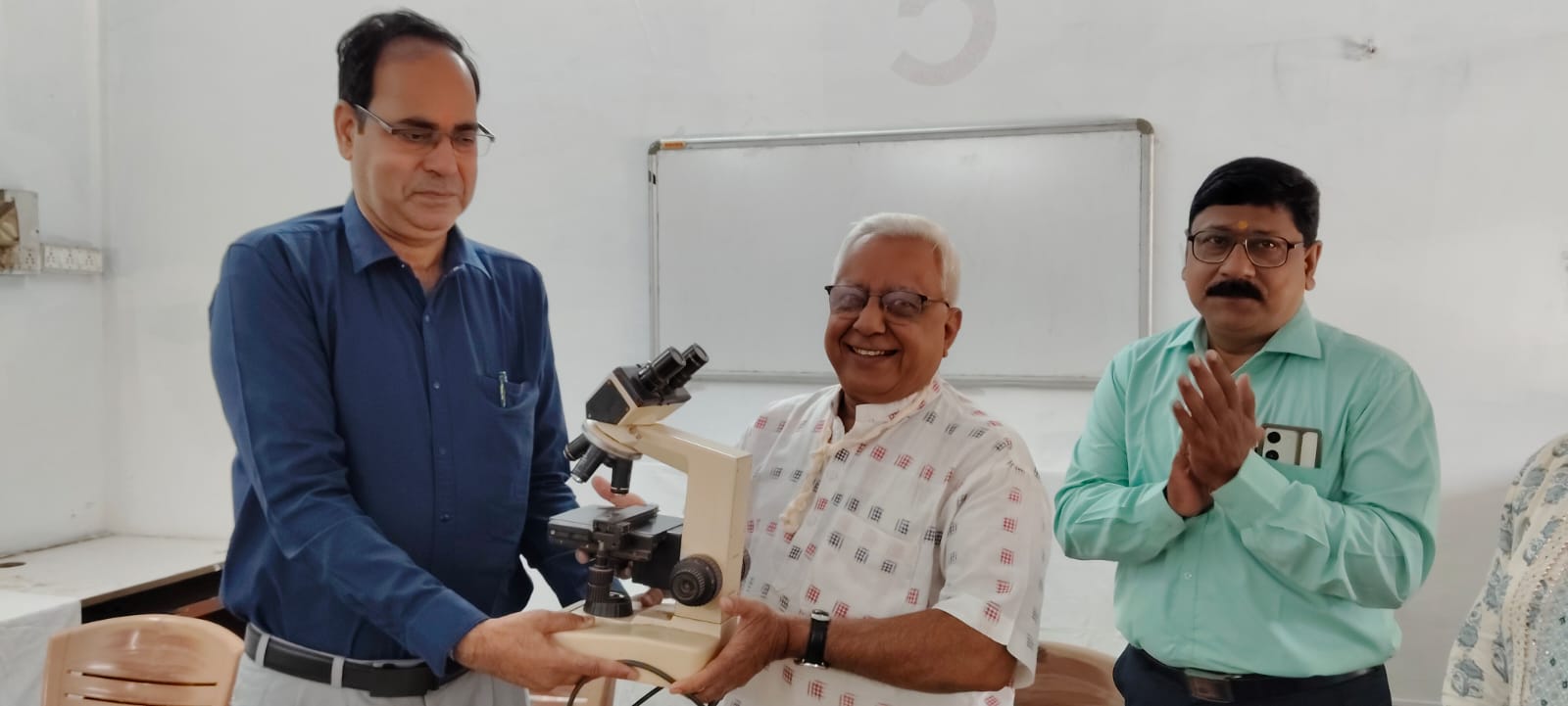 विज्ञान को याद कराने के बजाए समझने पर देना चाहिए जोरः डॉ चंद्रकांत वाघ