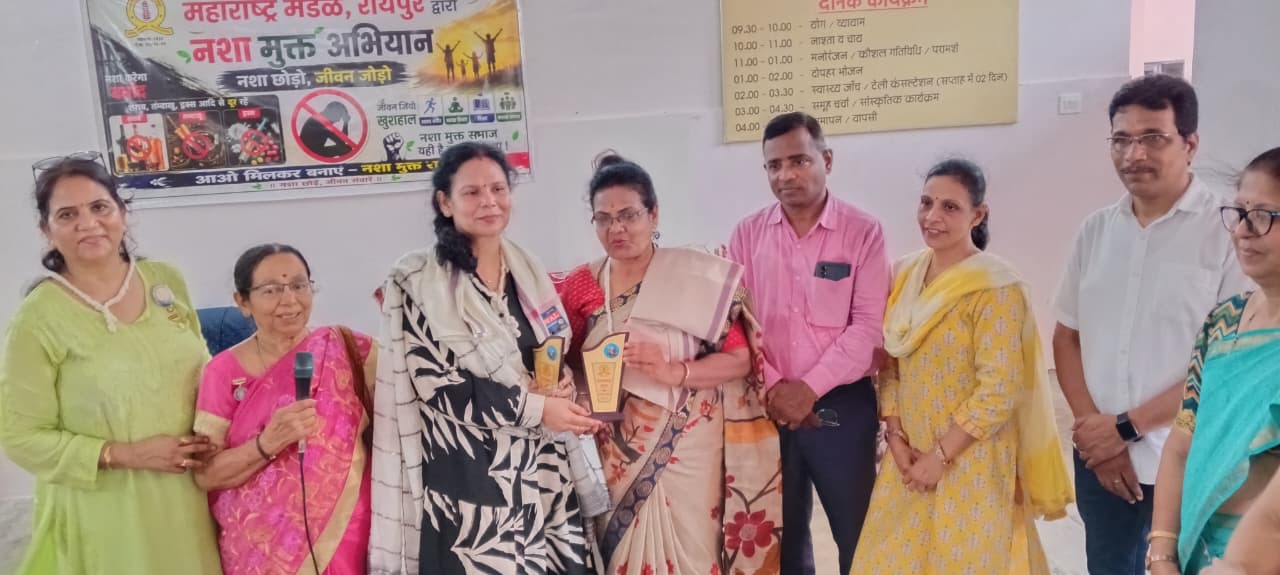 &lsquo;लायन क्लब और झन भूलो मां-बाप ला&rsquo; संस्था पहुंची सियान गुड़ी
