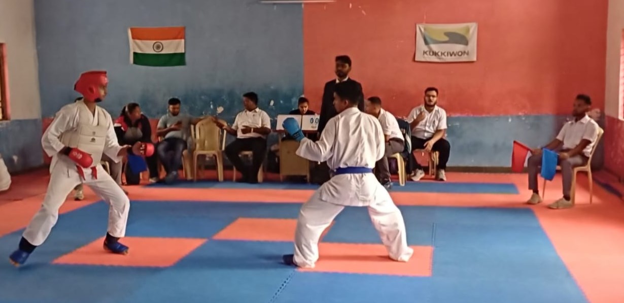 जिला स्तरीय कराते स्पर्धा में संत ज्ञानेश्वर के वेदांत का शानदार प्रदर्शन