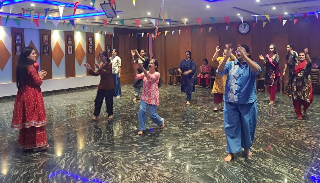 महाराष्ट्र मंडल में शुरू हुआ गरबा प्रशिक्षण.. पहले दिन प्रतिभागियों में दिखा उत्साह