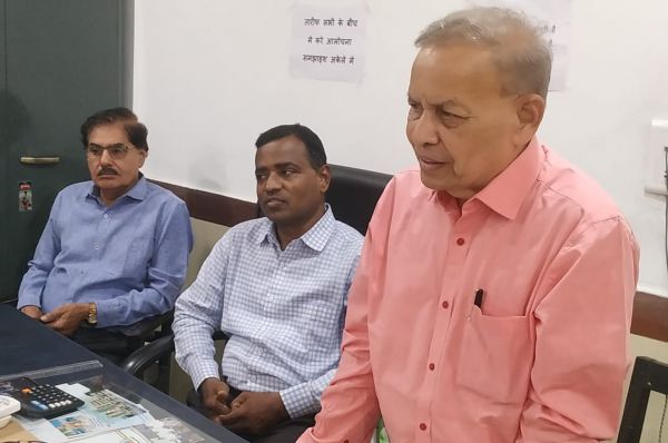 महाराष्ट्र मंडल के नवनिर्मित भवन को सराहा भारतीय रिजर्व बैंक के सेंट्रल बोर्ड ऑफ डायरेक्टर सतीश मराठे ने 